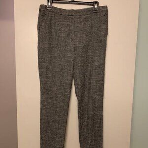 Brand new w/ tags H&M dress pants. Houndstooth pattern. Lined pockets. Comfy.
